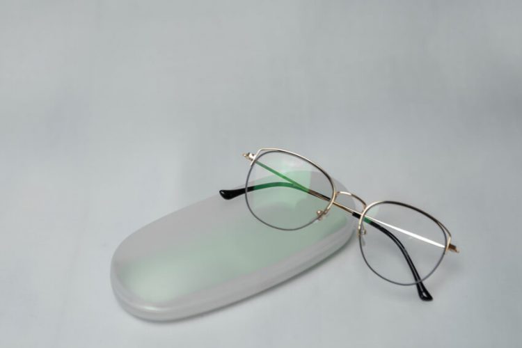 AntiGlare Glasses Worth It? Specsforvets